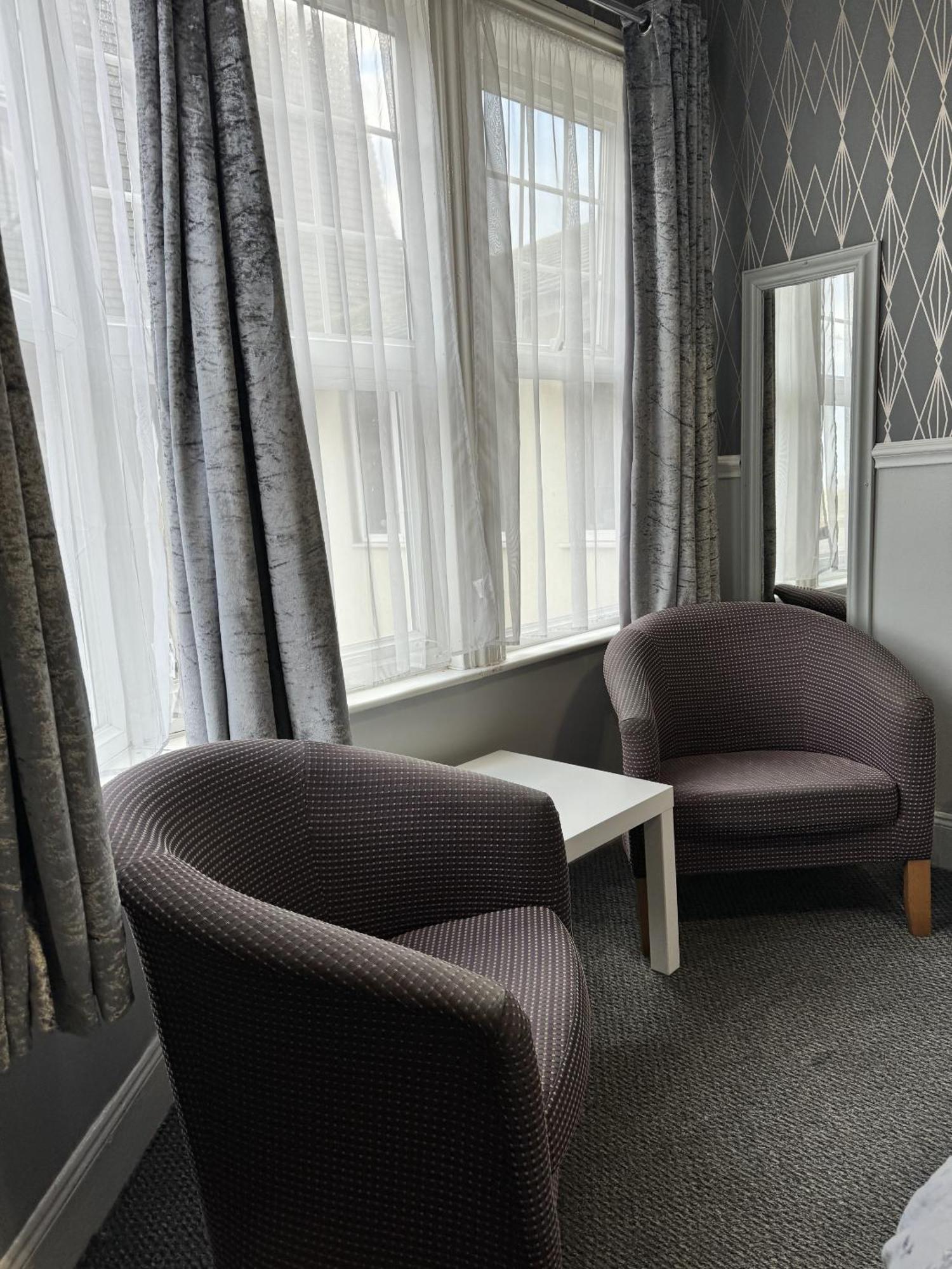The Majestic Bed & Breakfast Great Yarmouth Bilik gambar